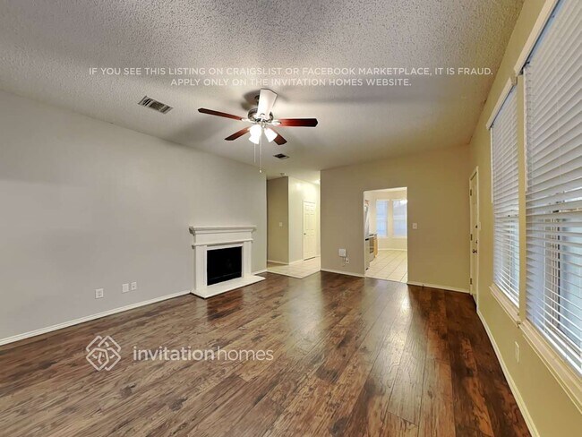 Foto del edificio - 3932 Overlake Dr