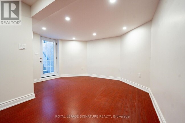 Building Photo - 3163 Galbraith Dr