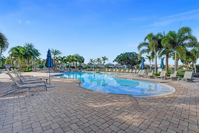 Foto del edificio - 4764 Eucalyptus Dr