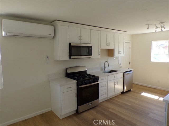 Building Photo - 34579 Avenue B Ct