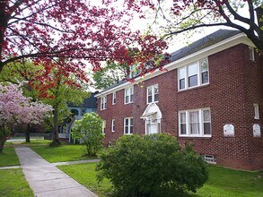 Building Photo - 400 Harvard Pl