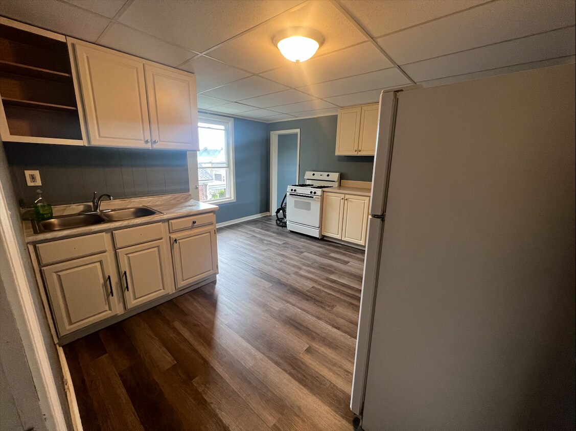 Foto principal - 5118 Globe Ave