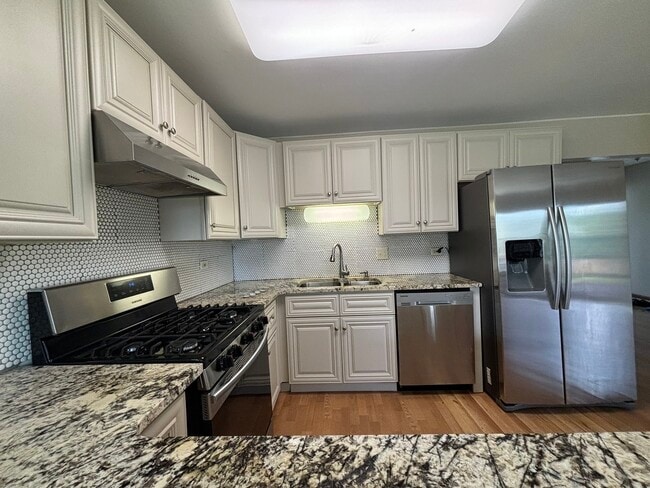Foto del edificio - 1720 W Parkside Dr
