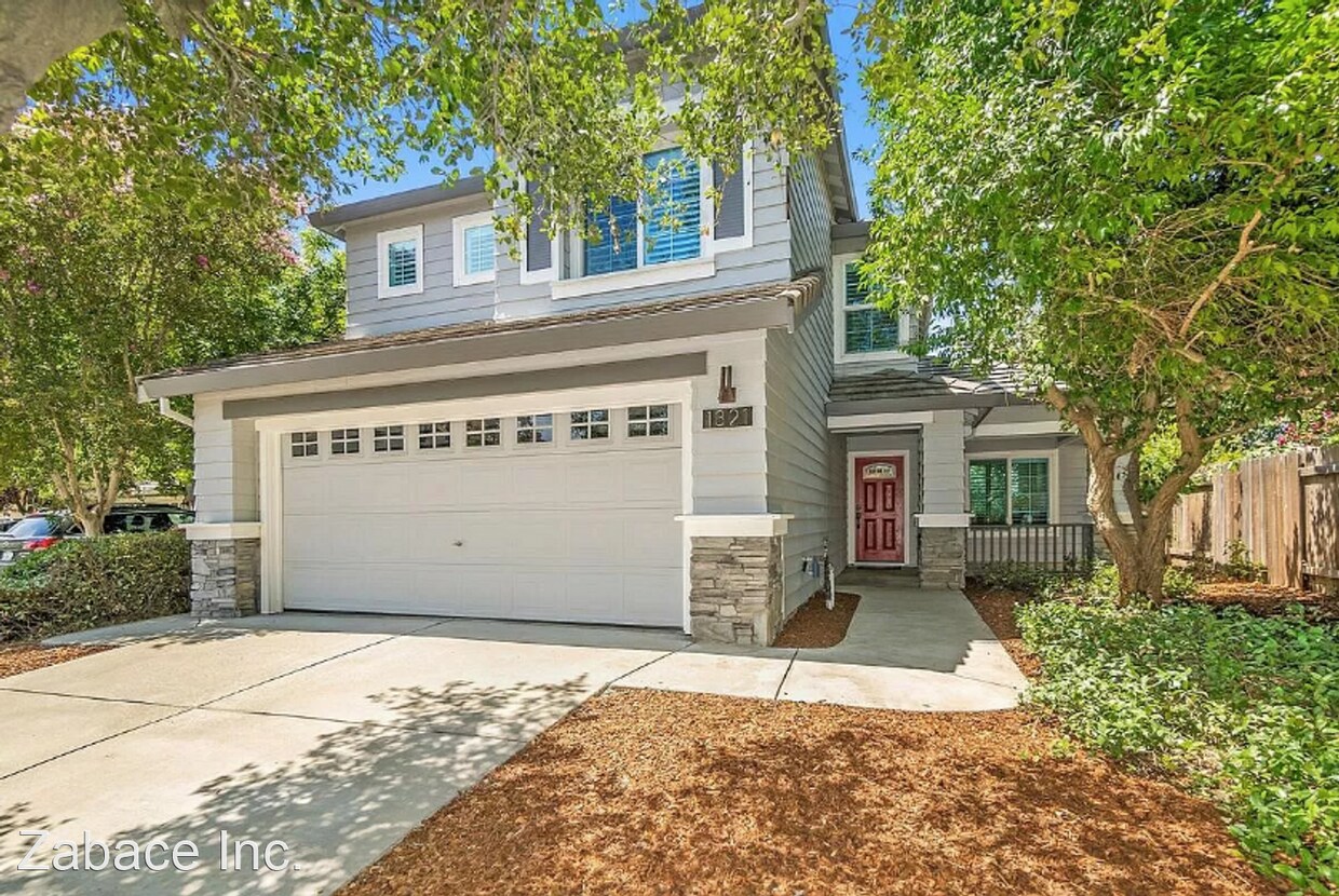 Primary Photo - 4 br, 3 bath House - 1321 Caceres Ct