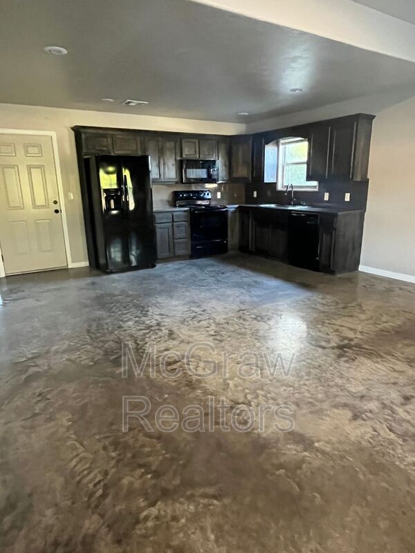 Foto del edificio - 11646 County Rd 3585