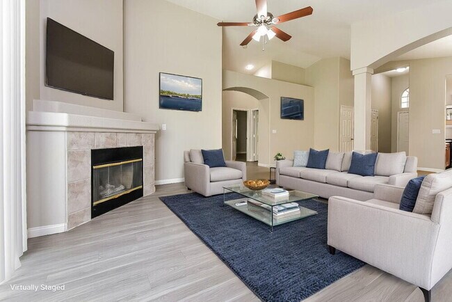 Foto del edificio - 7945 Quail Mountain Ln