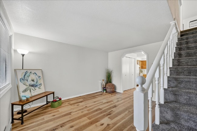 Foto del edificio - 2926 S Abbs Ln