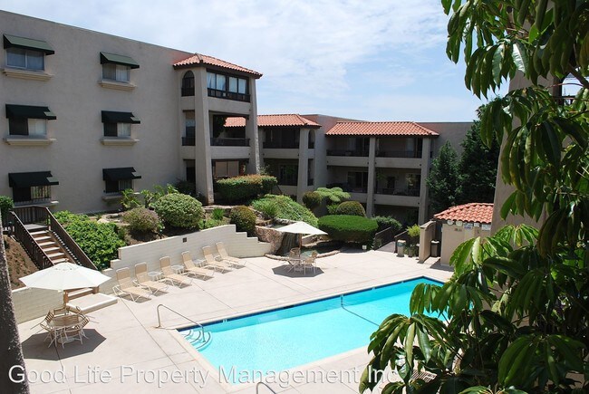 Building Photo - 2510 Clairemont Dr