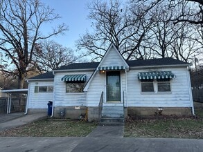 Building Photo - 4105 Old Jenny Lind Rd