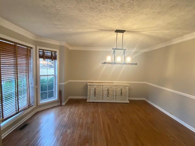 Building Photo - 2702 Winsley Dr SW