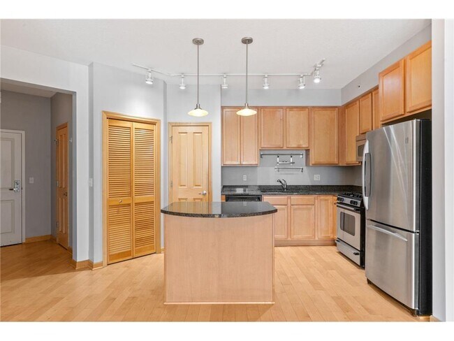 Foto del edificio - 500 500 E Grant St