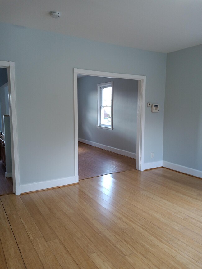 Photo - 4101 Kinsway House