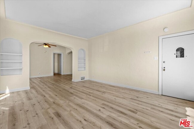 Foto del edificio - 429 N Gardner St
