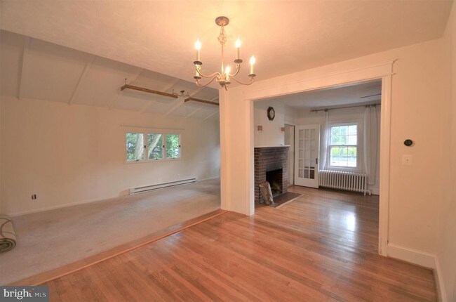 Building Photo - 1739 N Quincy St
