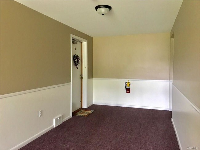 Building Photo - 471 Burroughs Dr