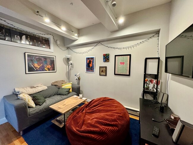 Foto del edificio - 12 Stoneholm St