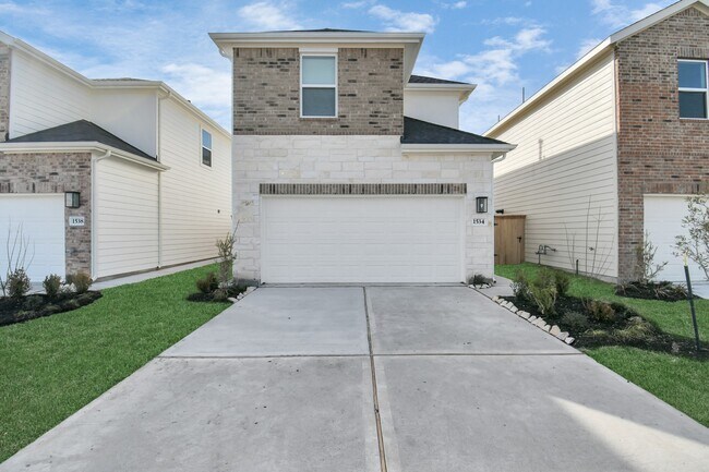 Building Photo - 1534 Revolution Way