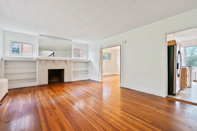 Building Photo - 3001 Mount Allister Rd