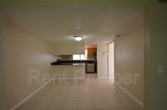 Building Photo - 4351 S Semoran Blvd