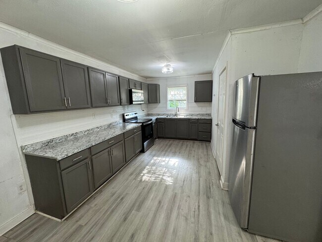 Foto del edificio - Beautiful 4 Bedroom Home in North Shreveport