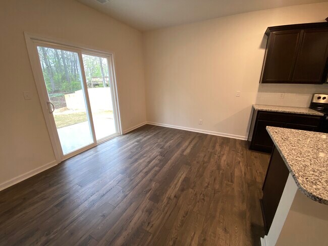 Foto del edificio - 2646 Red Barn Rd