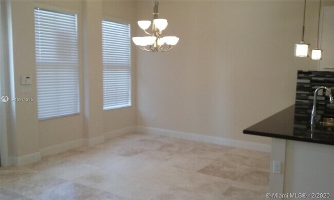 Foto del edificio - 8458 NW 52nd St 8458 Doral Fl 33166