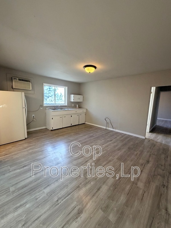 Foto del edificio - 1222 Brighton Ave