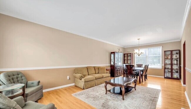 Building Photo - 788 Dorathys Ln
