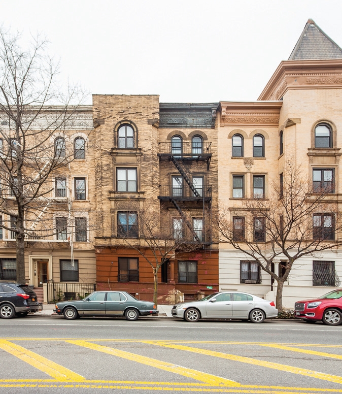 Primary Photo - 677 Vanderbilt Ave
