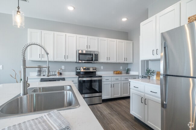 Townhome - 1,408SF - Kitchen - The Villas at Sandy Creek