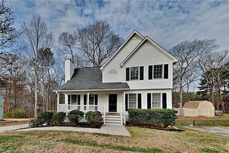 Building Photo - 48 Bethnal Way