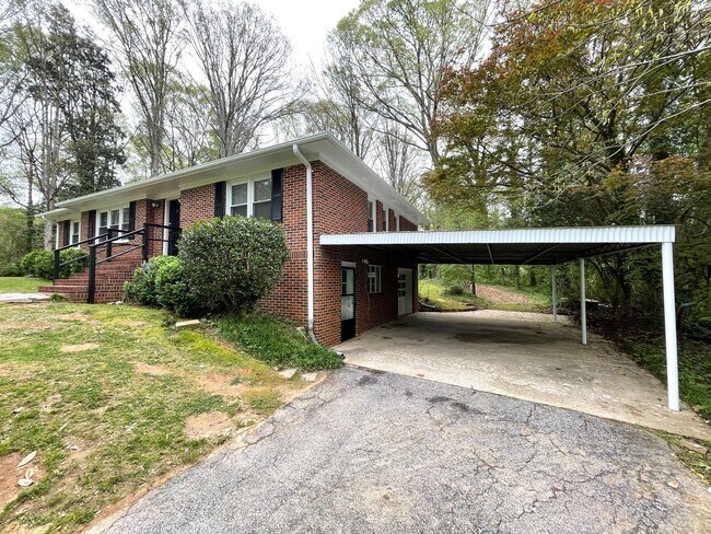 Foto del edificio - 1605 Cherokee Rd