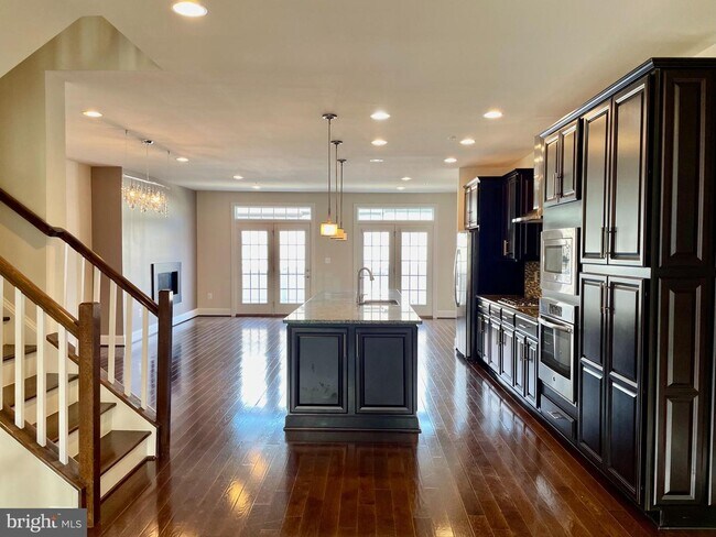 Building Photo - 11116 Radcliff Ln