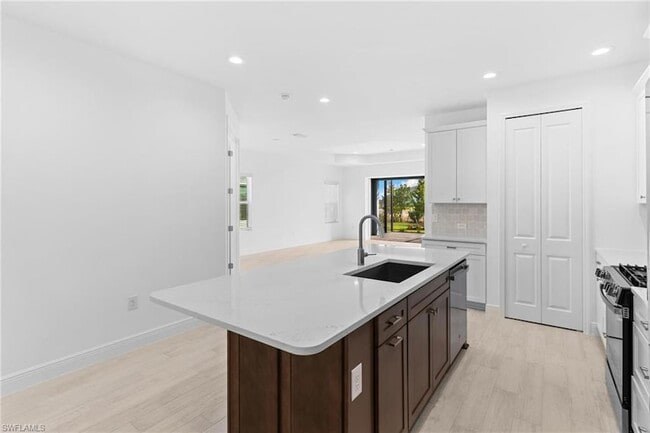 Building Photo - 4580 Skysail Dr