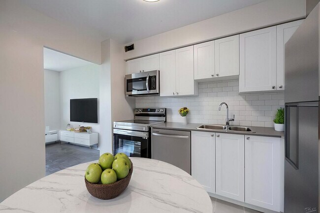 Photo du bâtiment - 40 Delisle Apartments