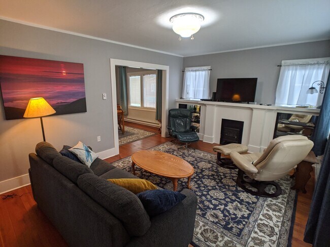 Foto del edificio - Fully furnished 1 bed 1 bath in Port Angeles