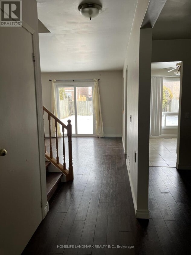 Photo du bâtiment - 114 Mercer Crescent