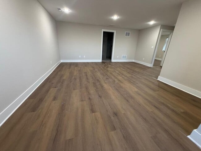 Building Photo - 9418 N Chris