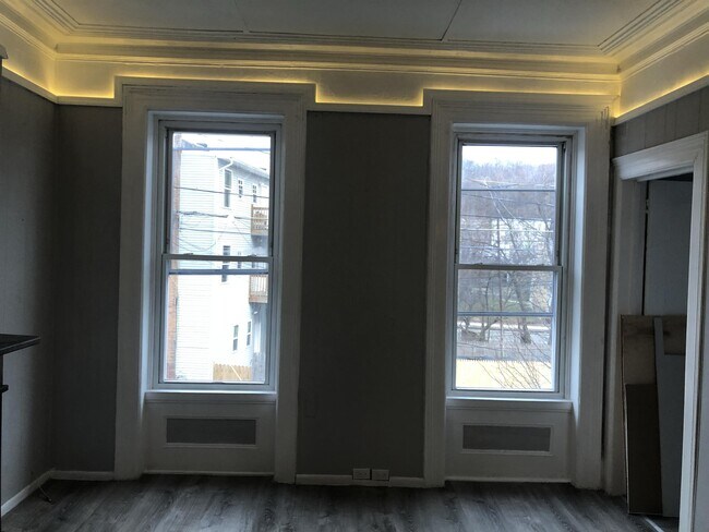 Building Photo - 501 1st St