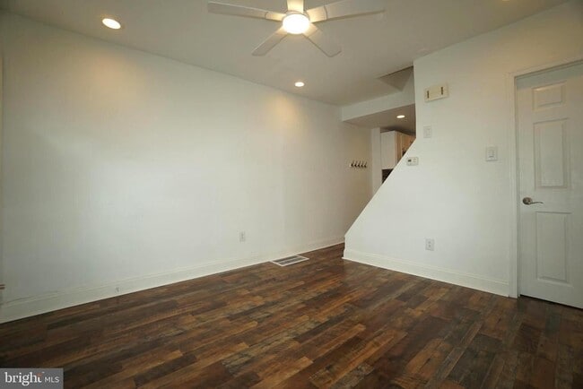 Foto del edificio - 539 Turner St