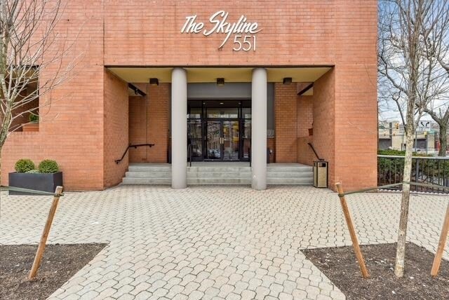 Foto del edificio - 551 Observer Hwy