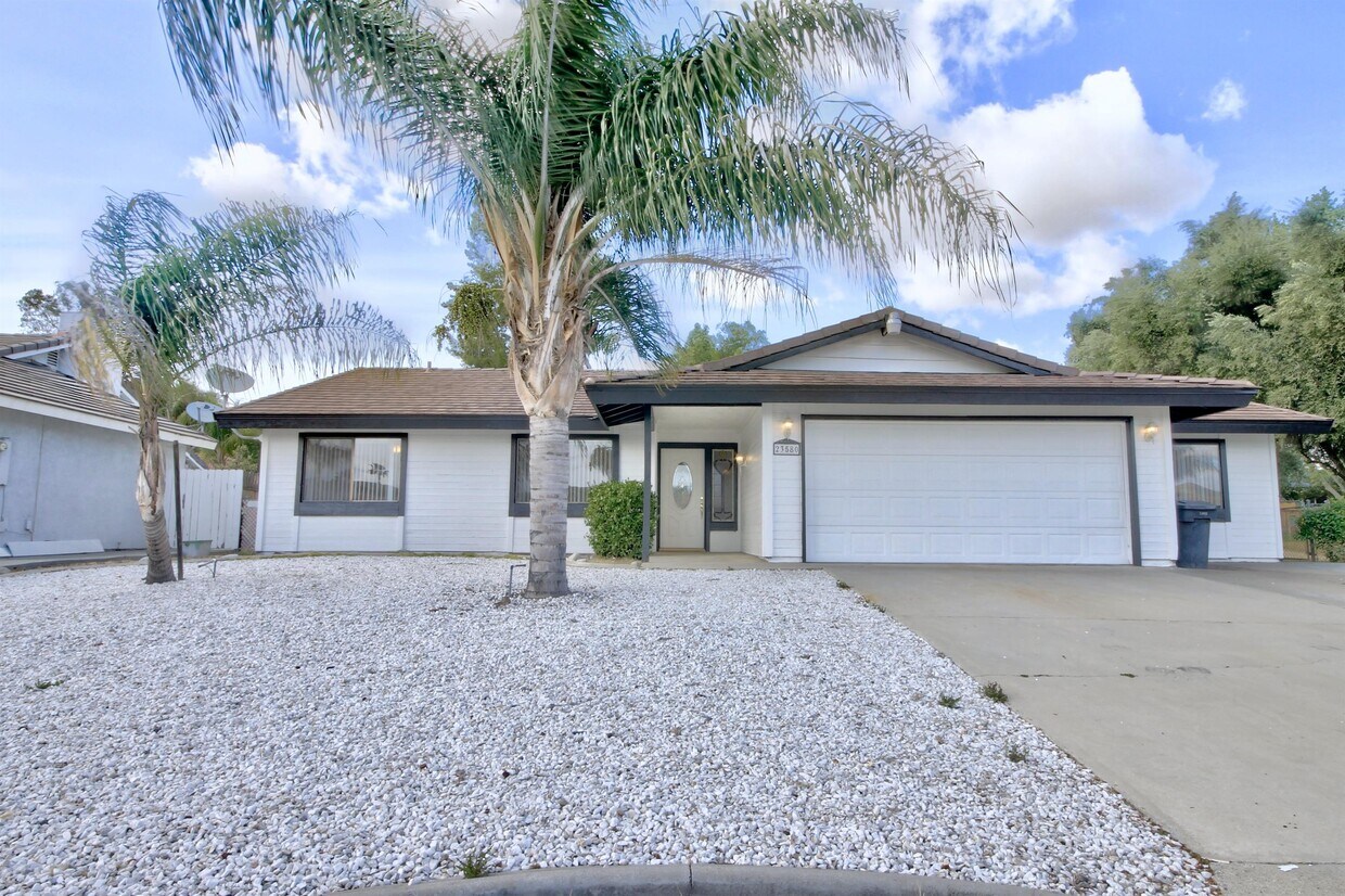 23580 Canyon Lake Dr N, Canyon Lake, CA 92587 House Rental in Canyon Lake, CA