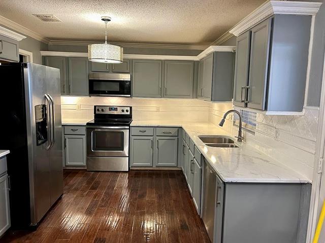 Building Photo - 2752 Peach Dr