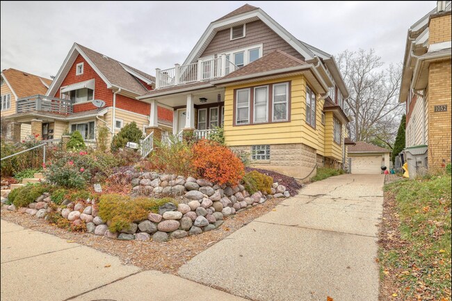 Frente de la casa - 1056 N 46th St