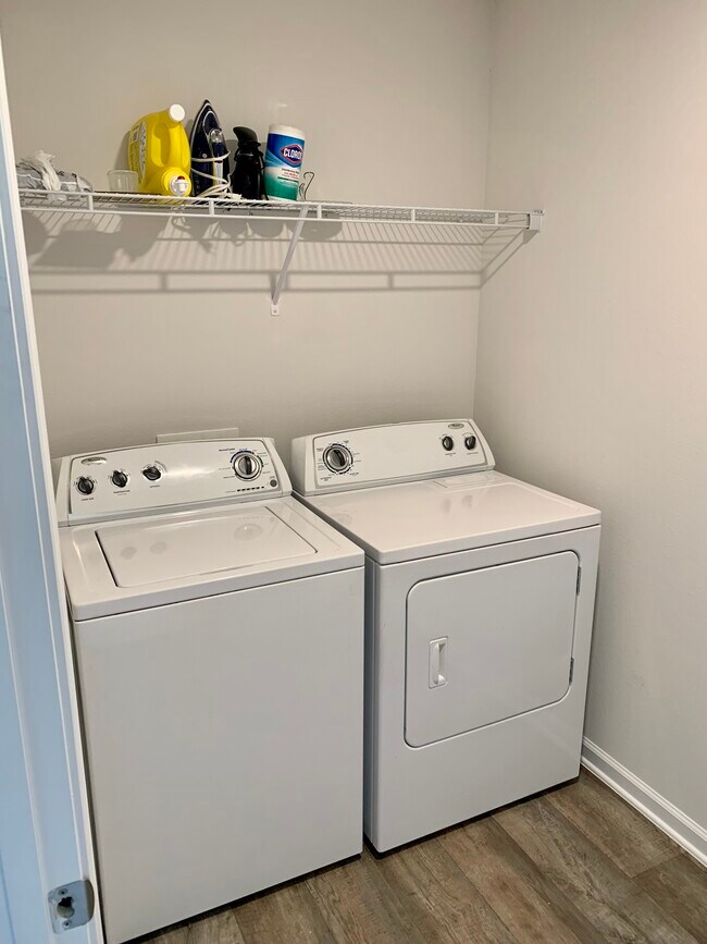Laundry Room - 5619 Tristan Ct