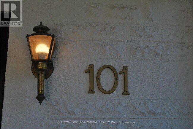 Photo du bâtiment - 101 Laughton Ave
