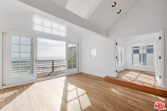 Foto del edificio - 21056 E Pacific Coast Hwy
