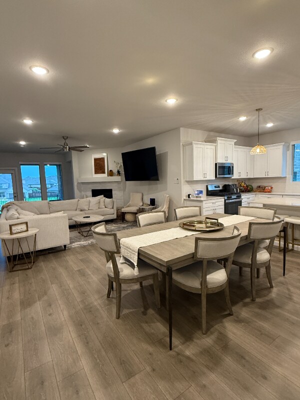 Foto del edificio - 5313 Waterview Ct