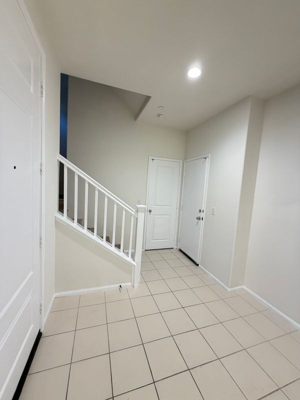Foto del edificio - 7366 Solstice Pl