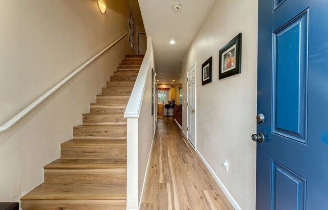 Foto del edificio - Kelly Creek 3 Bedroom Townhome